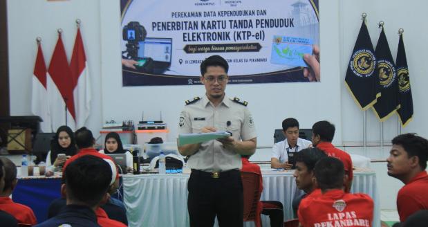 Lapas Pekanbaru Gandeng Disdukcapil Riau, 176 Warga Binaan Ikuti Perekaman Data Kepundudukan dan Penerbitan KTP-el